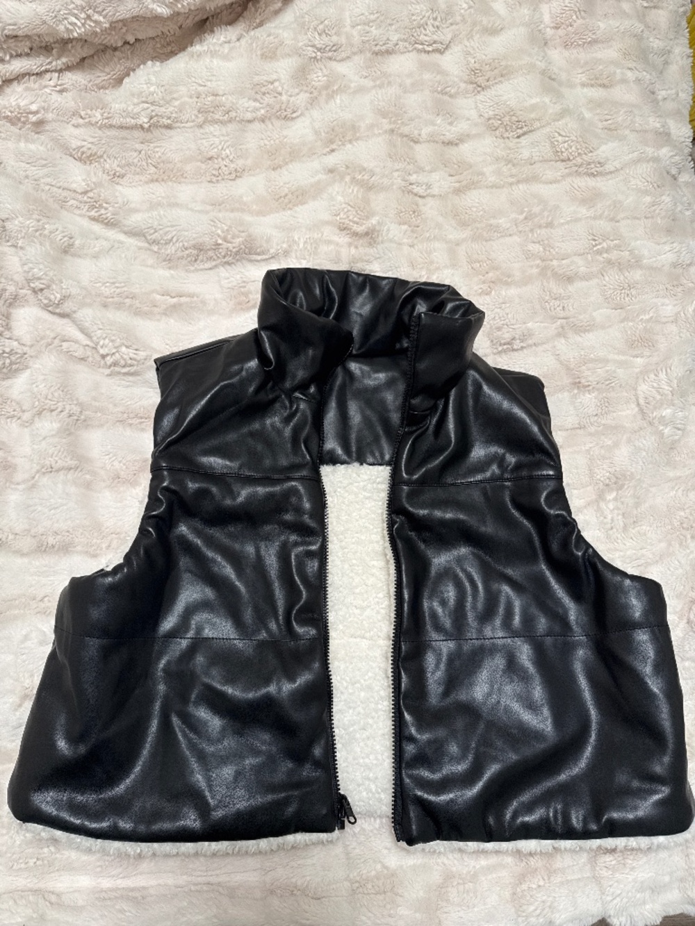 Reversible woman’s vest